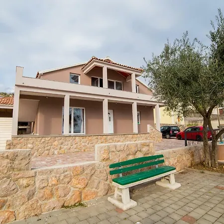 Holiday In Starigrad-paklenica 37743 Holiday home *